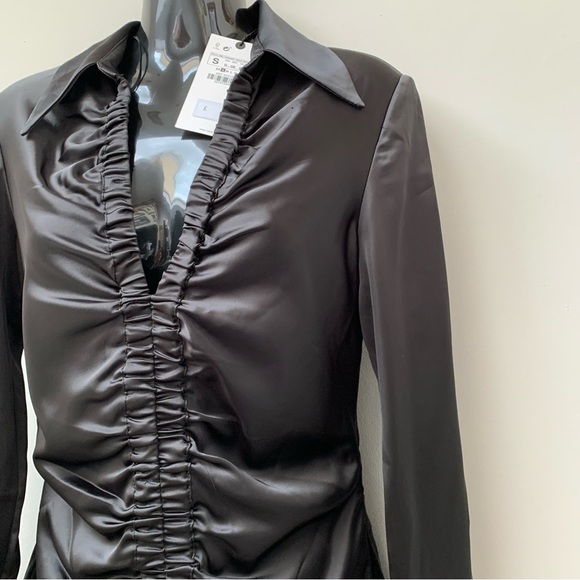 Zara black satin plunge blouse size small new - Picture 3 of 12